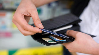Apply for a Credit Card: Unlock Consumer Benefits at Low Cost and Achieve a Richer Life