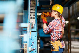 New Changes in the Electrical Industry: Female Electricians Inject Vitality Into the Industry