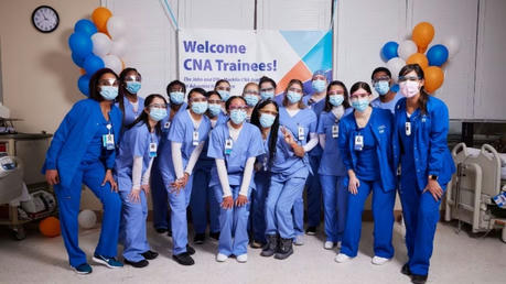 Take an Online CNA Course——Start a High Rewarding Career